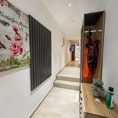House House Art 펜션 *